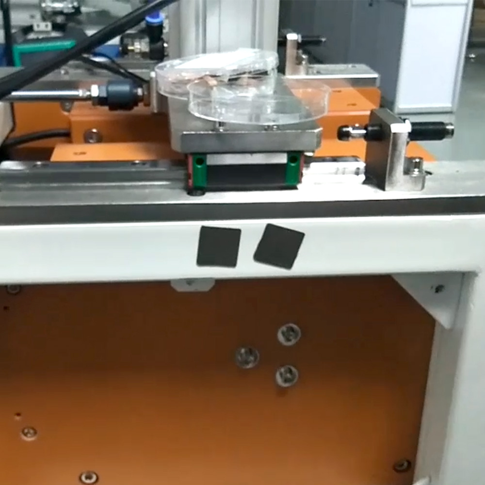 久巨充磁视频案例:橡硅胶与钕铁硼充磁 久巨充磁视频案例:橡硅胶与钕铁硼充磁